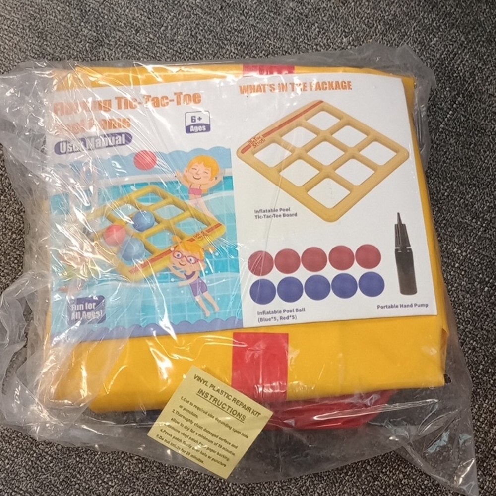 Inflatable Tic-Tac-Toe Game Set - Yellow and Red